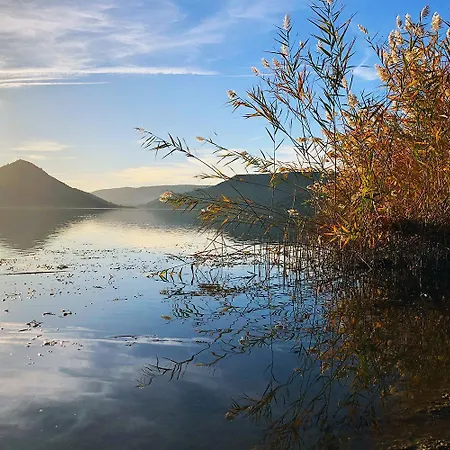 Lejlighed Bergerie Piscine Avec Vue Panoramique Sur Le Du Salagou